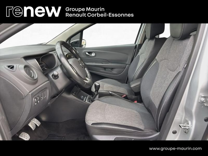 RENAULT Captur d’occasion à vendre à CORBEIL-ESSONNES chez GRAND GARAGE FERAY SAE (Photo 11)