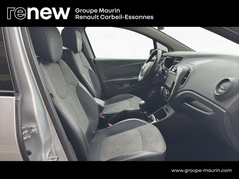 RENAULT Captur d’occasion à vendre à CORBEIL-ESSONNES chez GRAND GARAGE FERAY SAE (Photo 17)