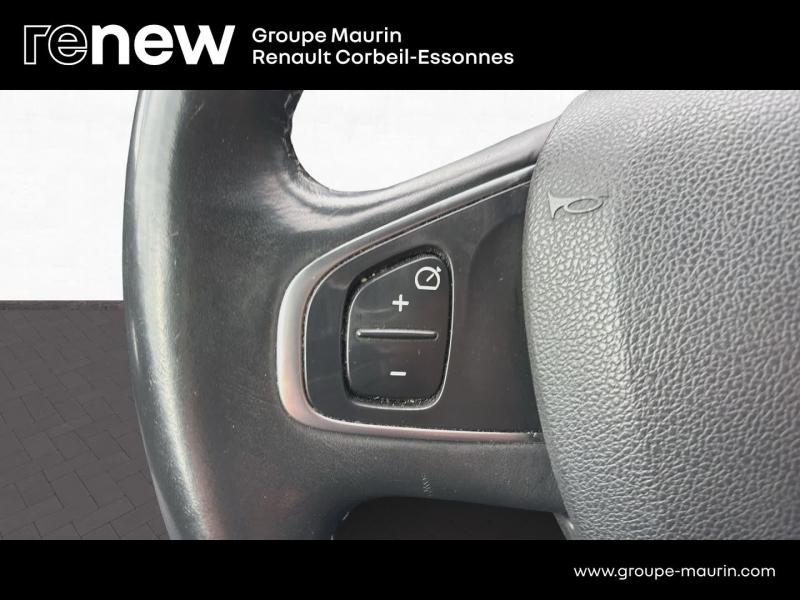 RENAULT Captur d’occasion à vendre à CORBEIL-ESSONNES chez GRAND GARAGE FERAY SAE (Photo 19)
