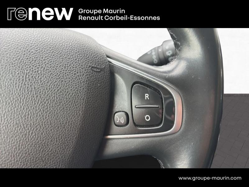 RENAULT Captur d’occasion à vendre à CORBEIL-ESSONNES chez GRAND GARAGE FERAY SAE (Photo 20)