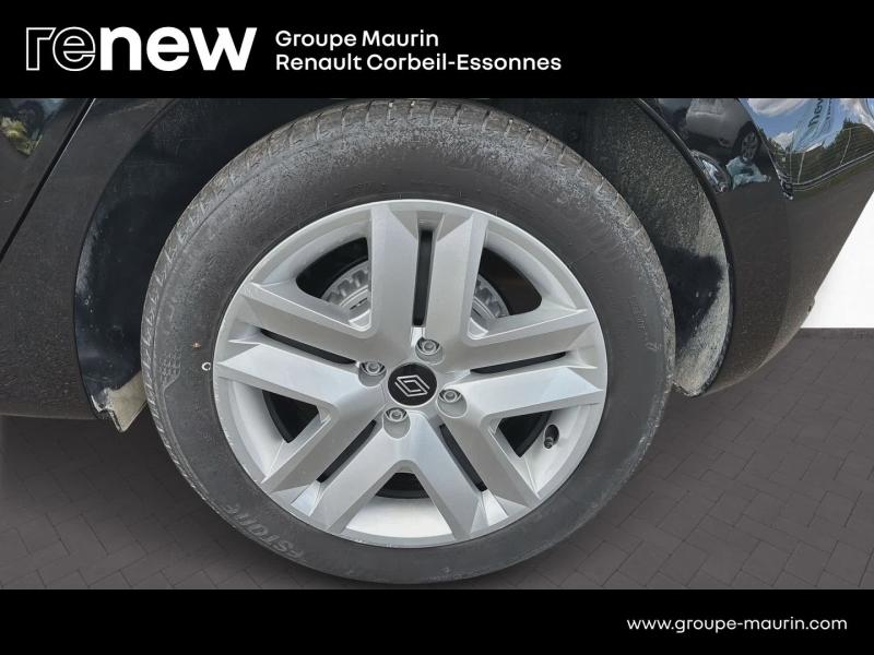 RENAULT Clio d’occasion à vendre à CORBEIL-ESSONNES chez GRAND GARAGE FERAY SAE (Photo 11)