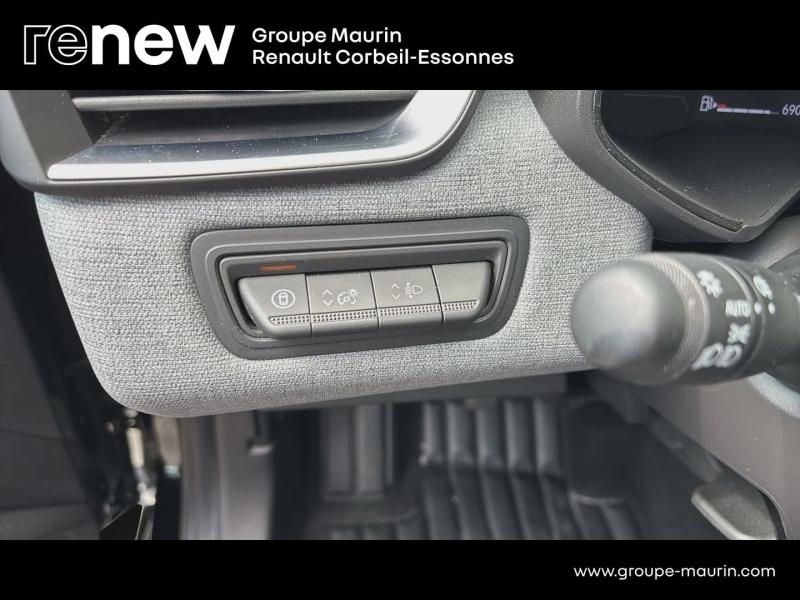 RENAULT Clio d’occasion à vendre à CORBEIL-ESSONNES chez GRAND GARAGE FERAY SAE (Photo 18)